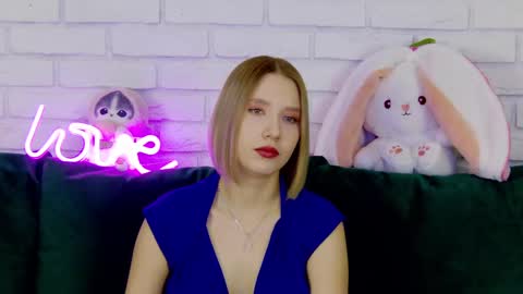 LiliLinn online show from March 7, 4:24 am