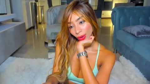 Lili  online show from April 22, 3:14 am