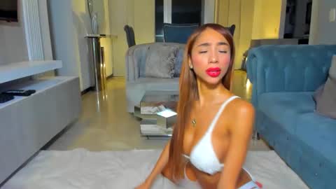 Lili  online show from February 19, 4:45 am