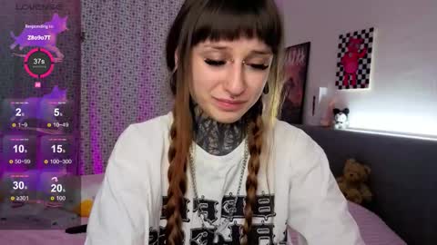 lilith_poison online show from December 19, 7:06 pm