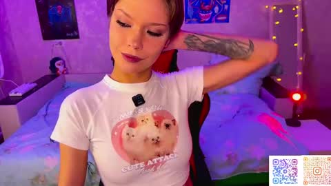 lilithbroke69 online show from May 14, 6:03 pm