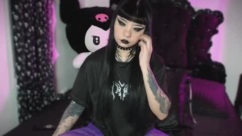   online show from October 15, 2:14 am