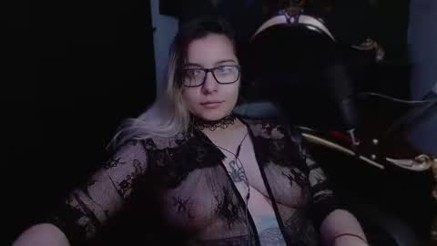 Snapshot of lilithmystic01 chatting on March 2, 11:30 am lilithmystic01 online show from March 2, 11:30 am