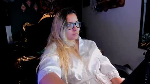 Snapshot of lilithmystic01 chatting on January 18, 11:11 am lilithmystic01 online show from January 18, 11:11 am