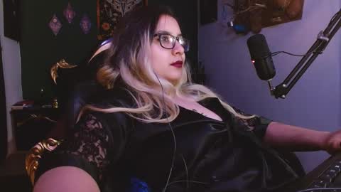 Snapshot of lilithmystic01 chatting on March 8, 10:52 am lilithmystic01 online show from March 8, 10:52 am