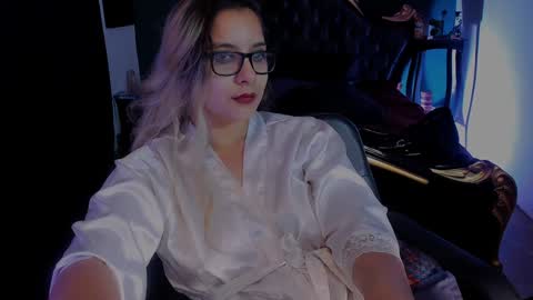 Snapshot of lilithmystic01 chatting on January 17, 11:17 am lilithmystic01 online show from January 17, 11:17 am