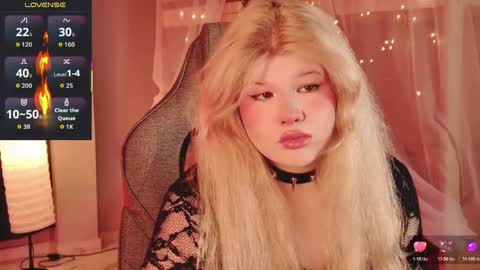 LilithNelson online show from April 22, 3:03 am