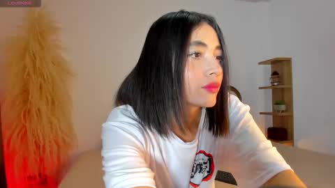 Snapshot of lilithteeen chatting on October 4, 5:46 am Lilith online show from October 4, 5:46 am