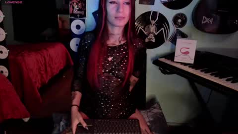 Snapshot of lilithword chatting on October 13, 7:16 pm Call me Lilith online show from October 13, 7:16 pm