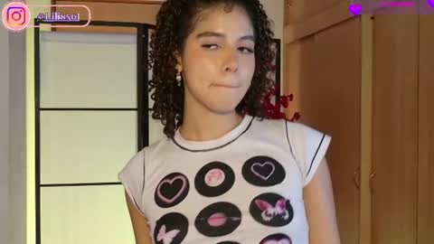 3 Ig Lilisxo1 online show from July 17, 5:23 am