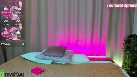 LILY online show from October 17, 2:04 am