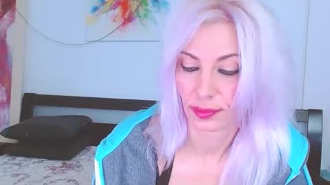 Snapshot of lillianasara chatting on January 29, 9:17 pm Lara online show from January 29, 9:17 pm