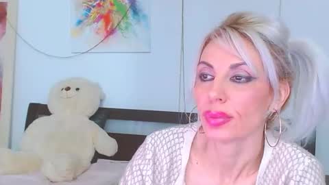 Lara online show from February 11, 4:14 am