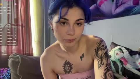 Amelia online show from July 17, 1:59 pm