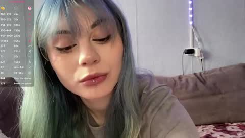 Amelia online show from April 21, 12:23 pm