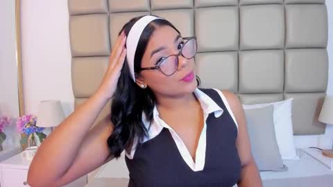 Lilly  online show from March 25, 3:23 am