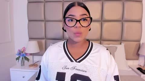 Lilly  online show from April 25, 3:42 am