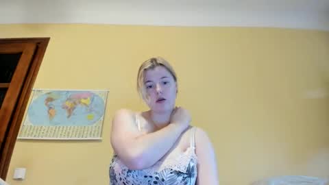 Lilly Depp online show from September 30, 11:16 am