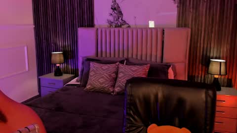 Lilly Ortiz online show from April 28, 8:24 pm