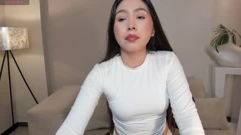 Lilly  online show from July 1, 7:24 pm