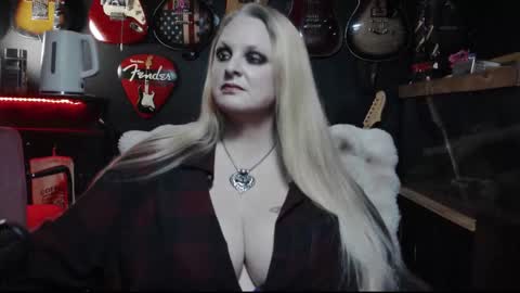 Lillyth Eden online show from November 4, 6:07 am