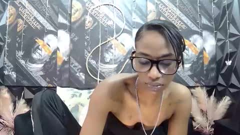Snapshot of lilmissbaddiexxx chatting on October 15, 2:36 am lilmissbaddiexxx online show from October 15, 2:36 am