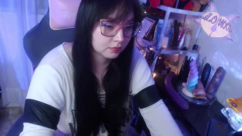 Lilo  online show from March 3, 3:27 am