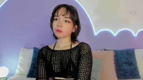 Snapshot of lilou_albrecht chatting on January 27, 11:43 am Lilou online show from January 27, 11:43 am