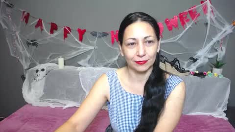 lilugrants online show from November 2, 7:06 pm