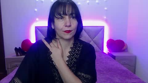 lilugrants online show from February 6, 10:13 pm