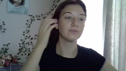 Snapshot of lily_ember chatting on October 14, 10:07 am lily_ember online show from October 14, 10:07 am