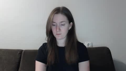 Snapshot of lily_love_x chatting on January 28, 11:50 pm lily_love_x online show from January 28, 11:50 pm
