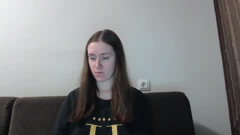 Snapshot of lily_love_x chatting on January 9, 11:56 pm lily_love_x online show from January 9, 11:56 pm