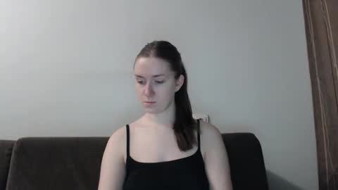 Snapshot of lily_love_x chatting on March 10, 2:39 am lily_love_x online show from March 10, 2:39 am