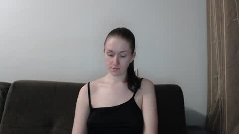 lily_love_x online show from June 11, 12:54 am