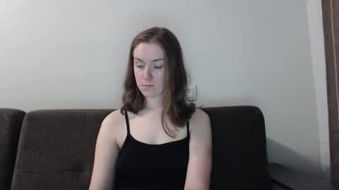 Snapshot of lily_love_x chatting on September 16, 10:29 pm lily_love_x online show from September 16, 10:29 pm