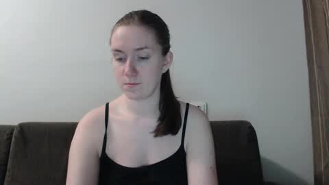 Snapshot of lily_love_x chatting on February 20, 11:54 pm lily_love_x online show from February 20, 11:54 pm