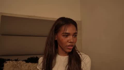 Lily Miiller online show from April 19, 9:28 pm