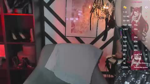 Lily online show from June 22, 2:36 pm