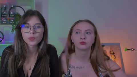 Snapshot of lily_morty chatting on September 20, 1:59 am Lily online show from September 20, 1:59 am