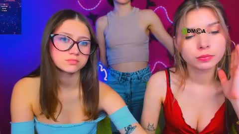 Lily online show from April 25, 11:24 pm