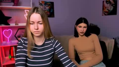 Lily  online show from March 9, 10:08 am