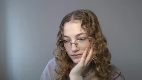 small lily online show from March 2, 1:07 pm