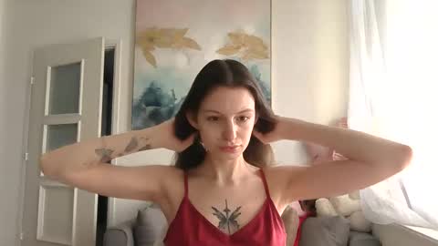 lilycandy_ online show from April 17, 10:17 am