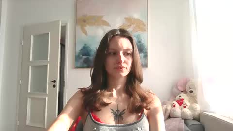 lilycandy_ online show from March 18, 12:43 pm