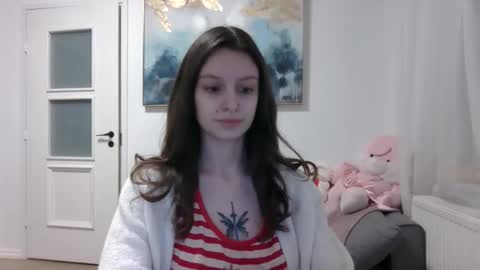 lilycandy_ online show from February 26, 4:39 pm