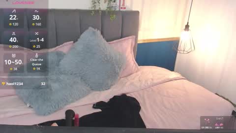 Snapshot of lilycute__ chatting on September 9, 8:52 pm CALL ME L I L Y online show from September 9, 8:52 pm