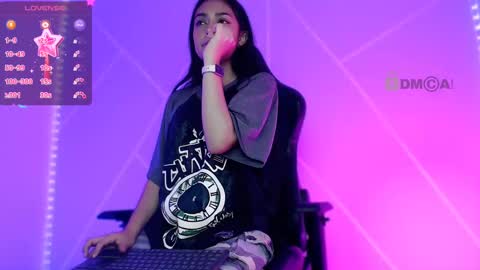 Liliana louise online show from March 6, 2:18 pm