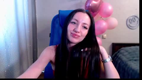 Snapshot of lilymellow chatting on January 27, 8:51 am Lily online show from January 27, 8:51 am