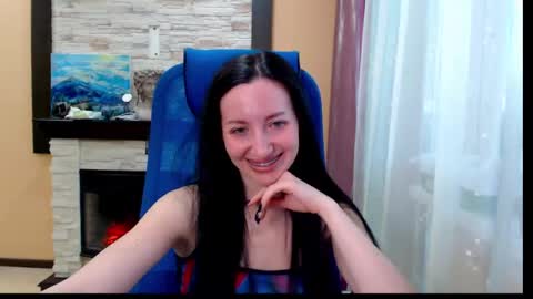 Snapshot of lilymellow chatting on March 3, 3:38 am Lily online show from March 3, 3:38 am